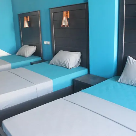 Marina Square Hostel