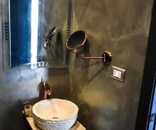 Marina Square Hostel